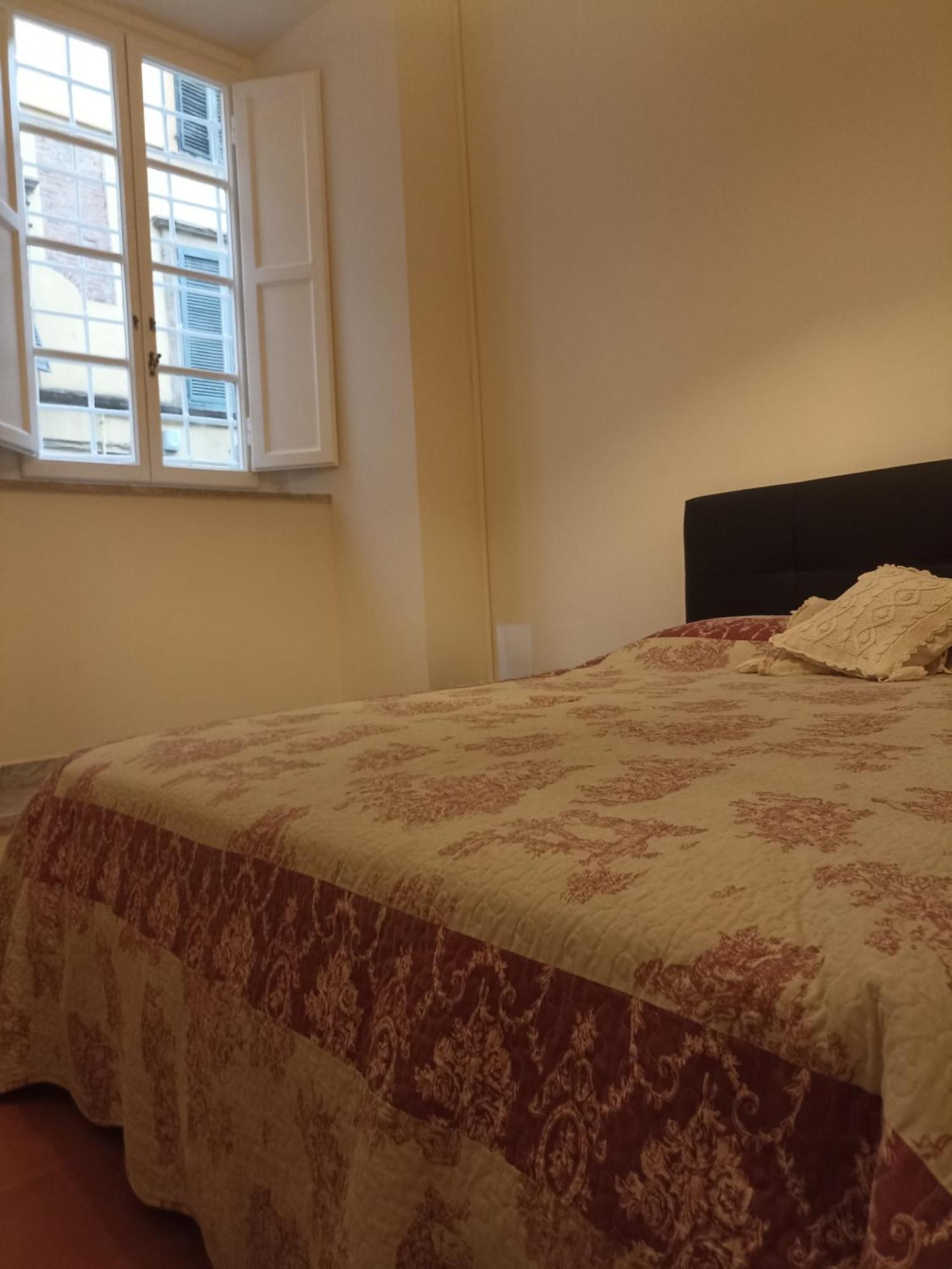 Villa Gem In The City Center Of Lucca With Air Conditioning - Exclusive Ground Floor House Inside The Walls Close To Botanical Garden And Piazza San Martino Exterior foto